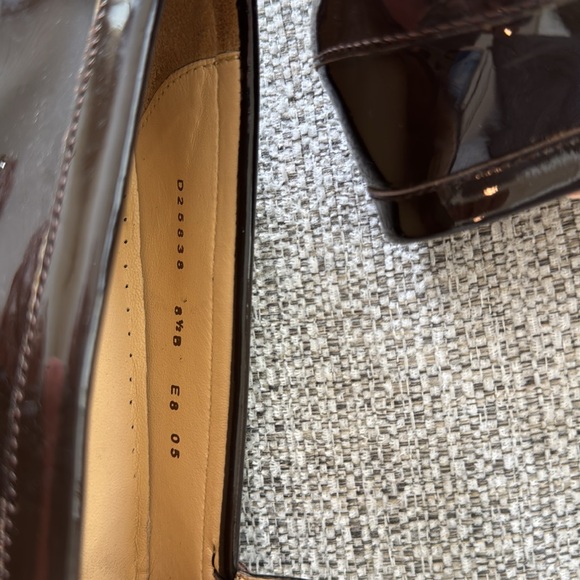 Cole Haan Brown patent leather Women's Loafer Size 8.5 B - Picture 4 of 4